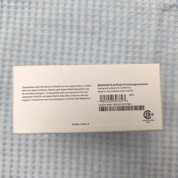 Apple AirPods Pro (2nd generation) New - Picture 3 of 3